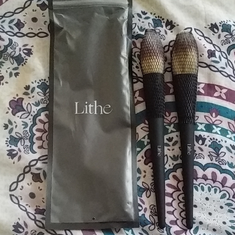 Lithe The Essential Face Brush Set - New!